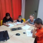 Творческая работа нарисовать журавлика